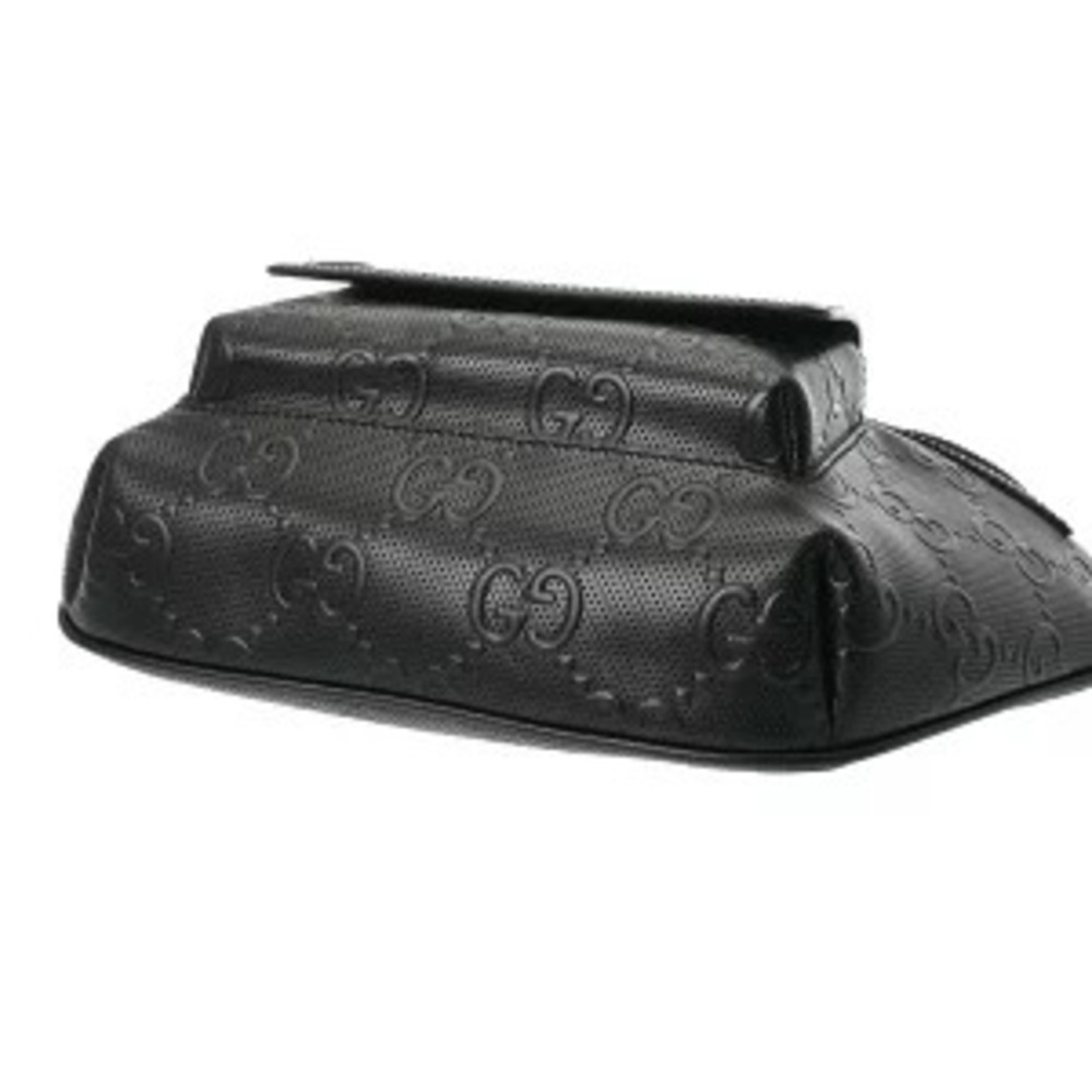 Gucci GG Embossed Belt Bag Black Leather Body - Picture 4 of 9